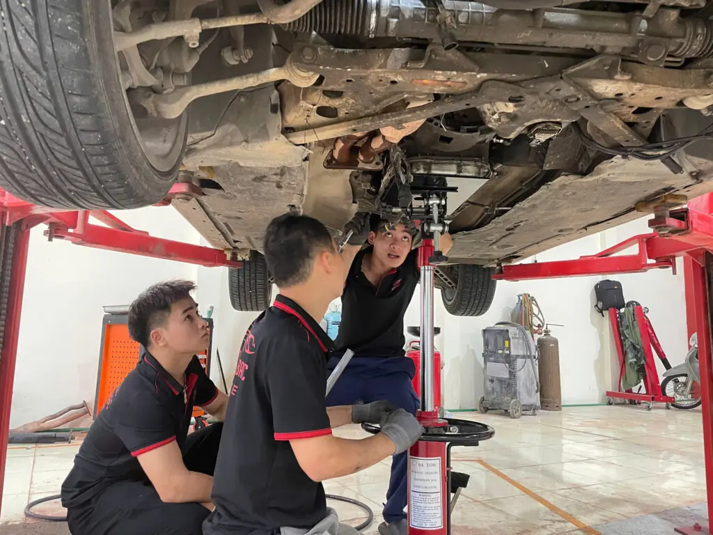 Gara bảo dưỡng ô tô tại Bắc Ninh